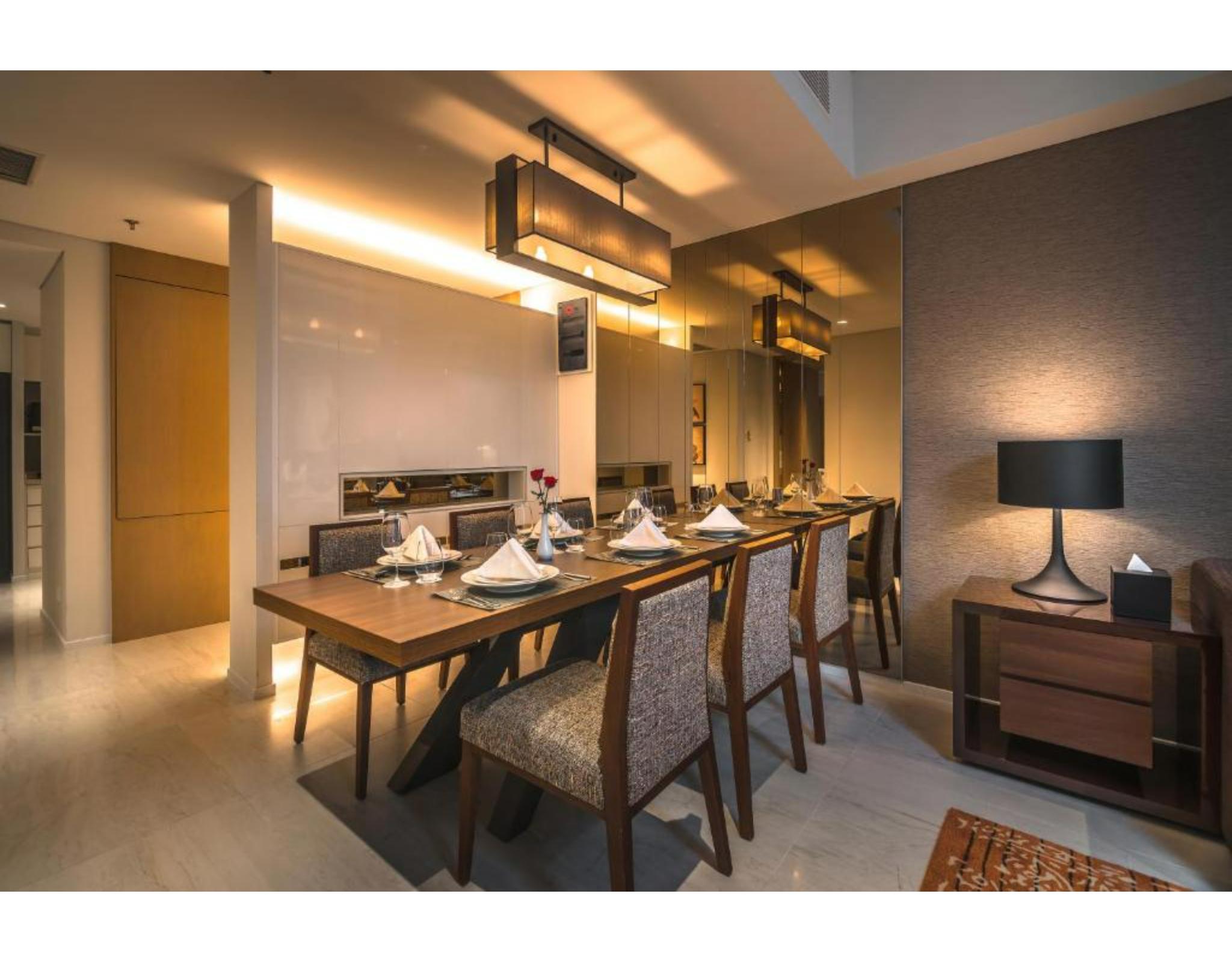 Oakwood Hotel & Residence Surabaya Luaran gambar
