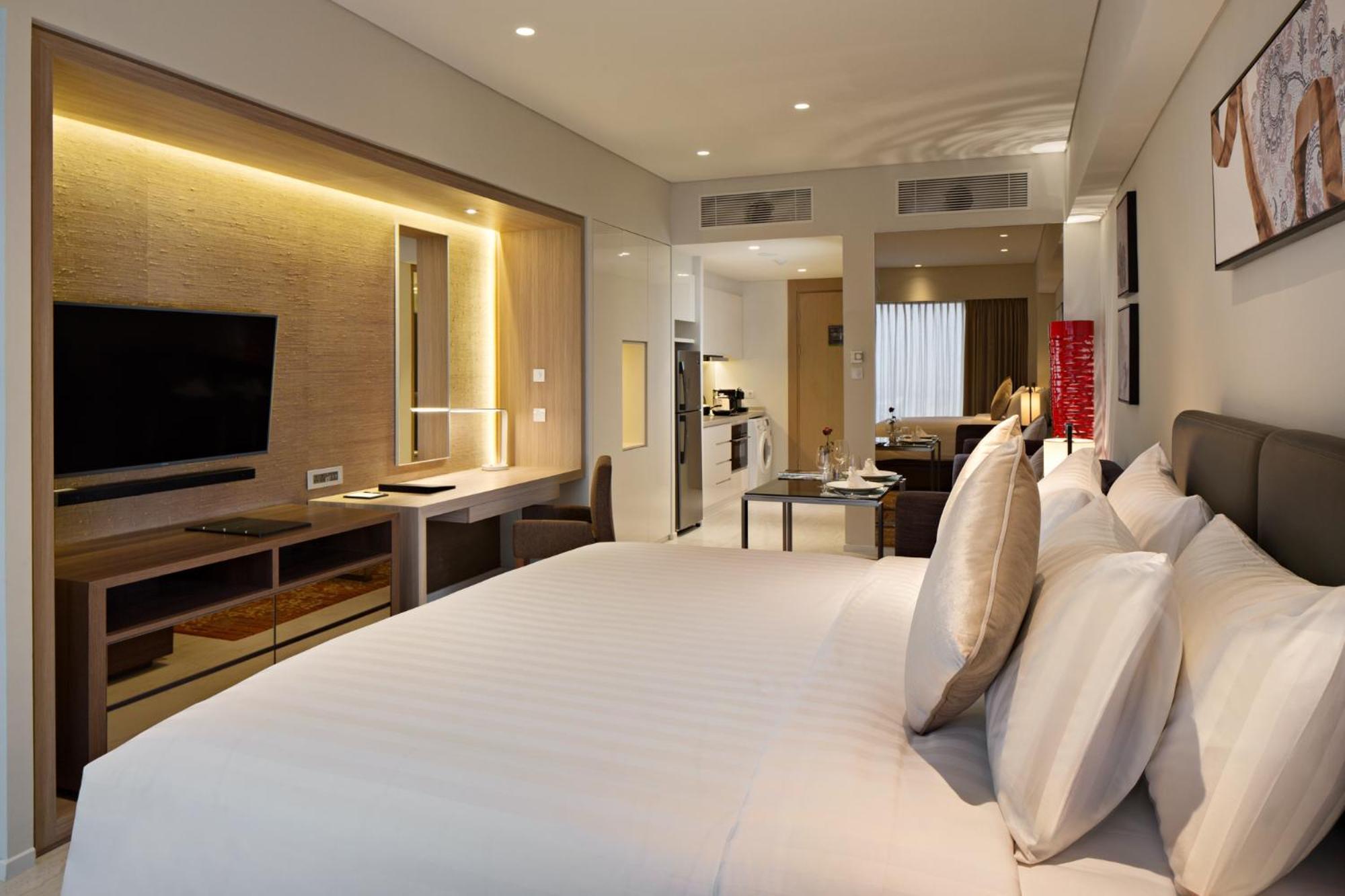 Oakwood Hotel & Residence Surabaya Luaran gambar